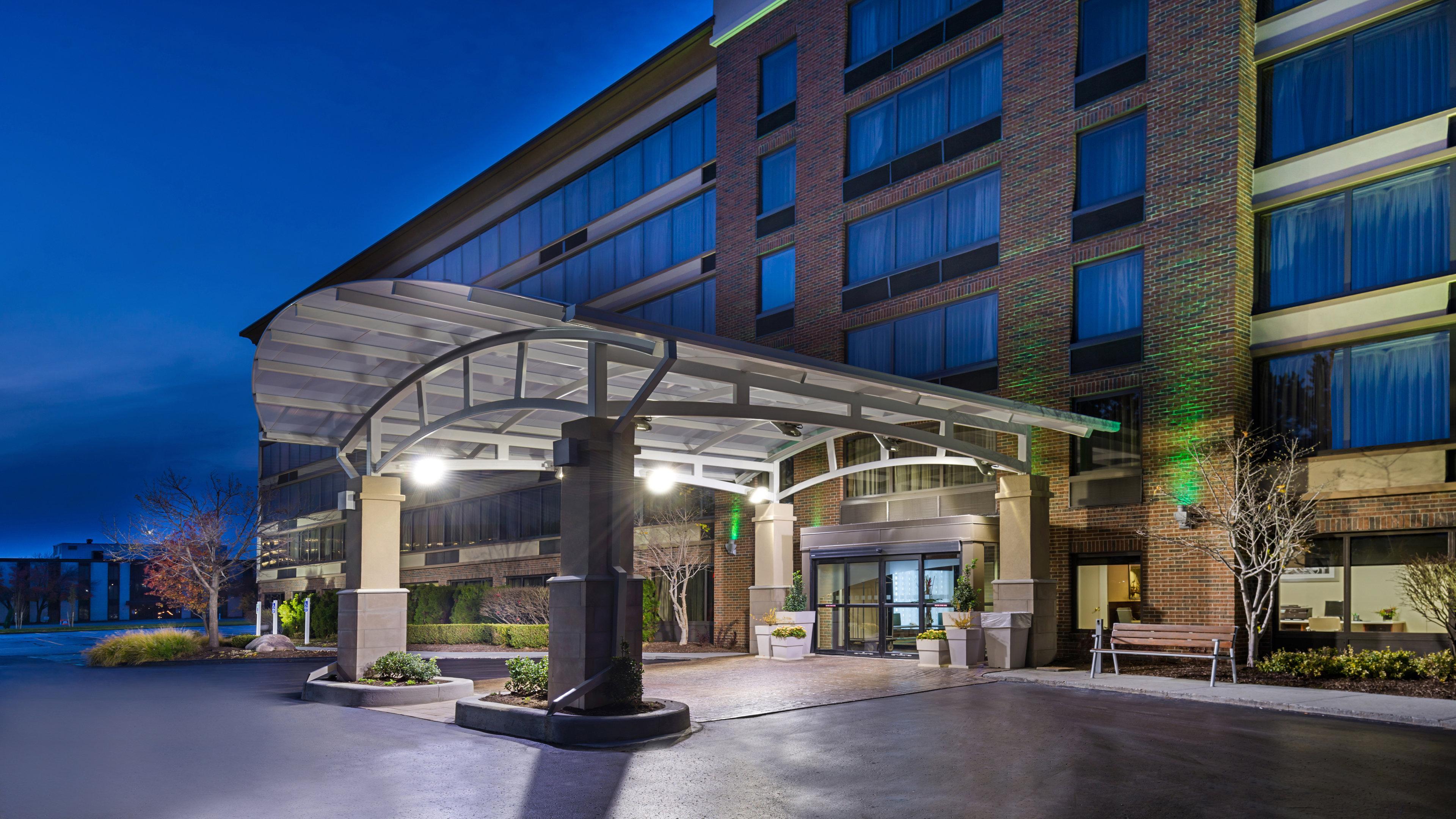 Holiday Inn Hotel & Suites Warren By Ihg Exterior photo